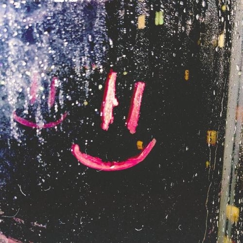 помадой на стекле