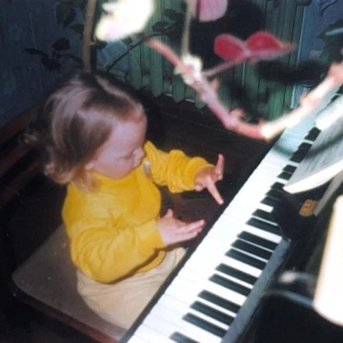 я была маленькой