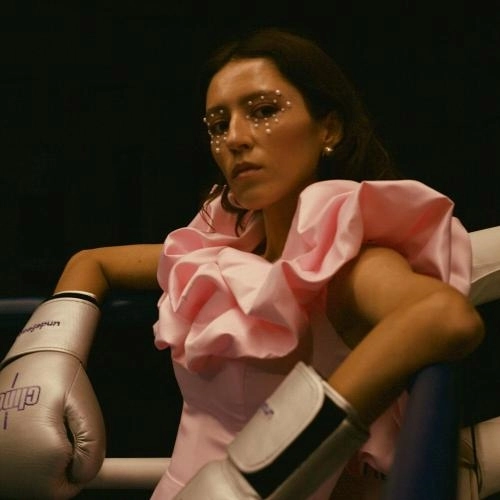 Возьми меня за руку