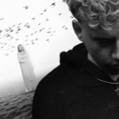 Саша Останься Со Мной