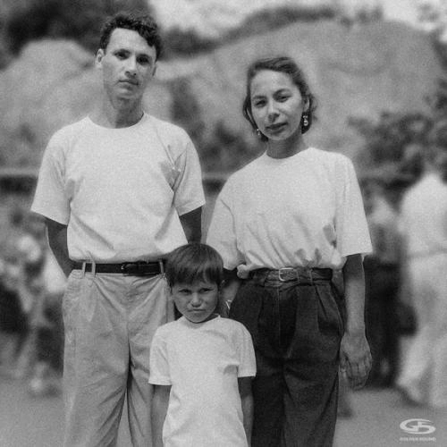 За Маму, за Отца