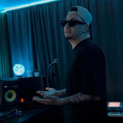 У Меня Любовь Одна