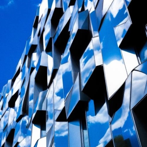 PARTY IN THE BUILDIN'