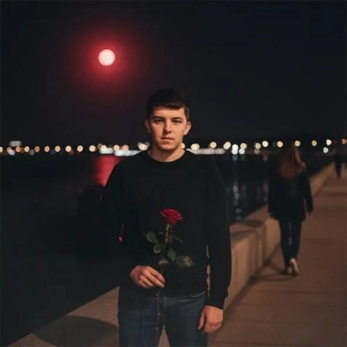 Сегодня вновь луна